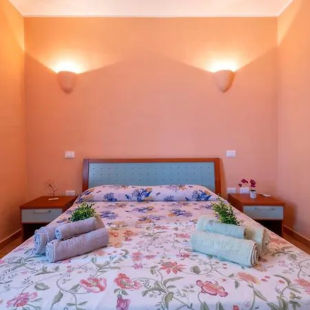 The Terrace Above The Sea Hébergement de vacances