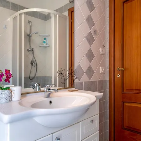 The Terrace Above The Sea Hébergement de vacances