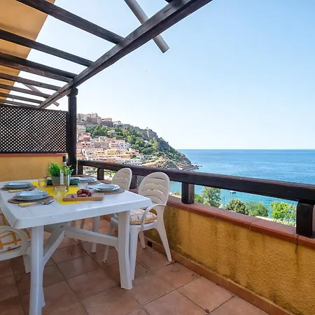 The Terrace Above The Sea Holiday home *